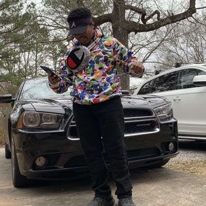 Meet your Posher, Xavier